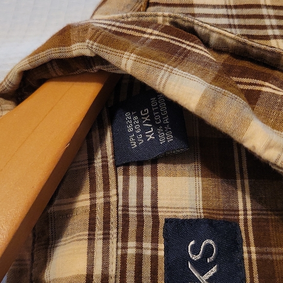 Planks Button Down Shirt - Picture 3 of 4